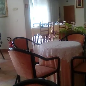 https://hotel-olimpia-abbadia-san-salvator.it-tuscanyhotel.com